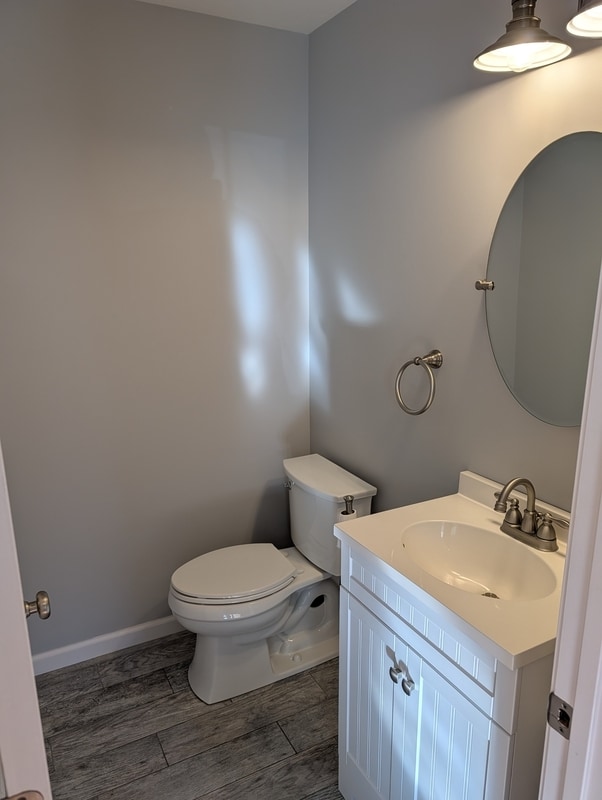 Building Photo - 227-229-229 River Rd