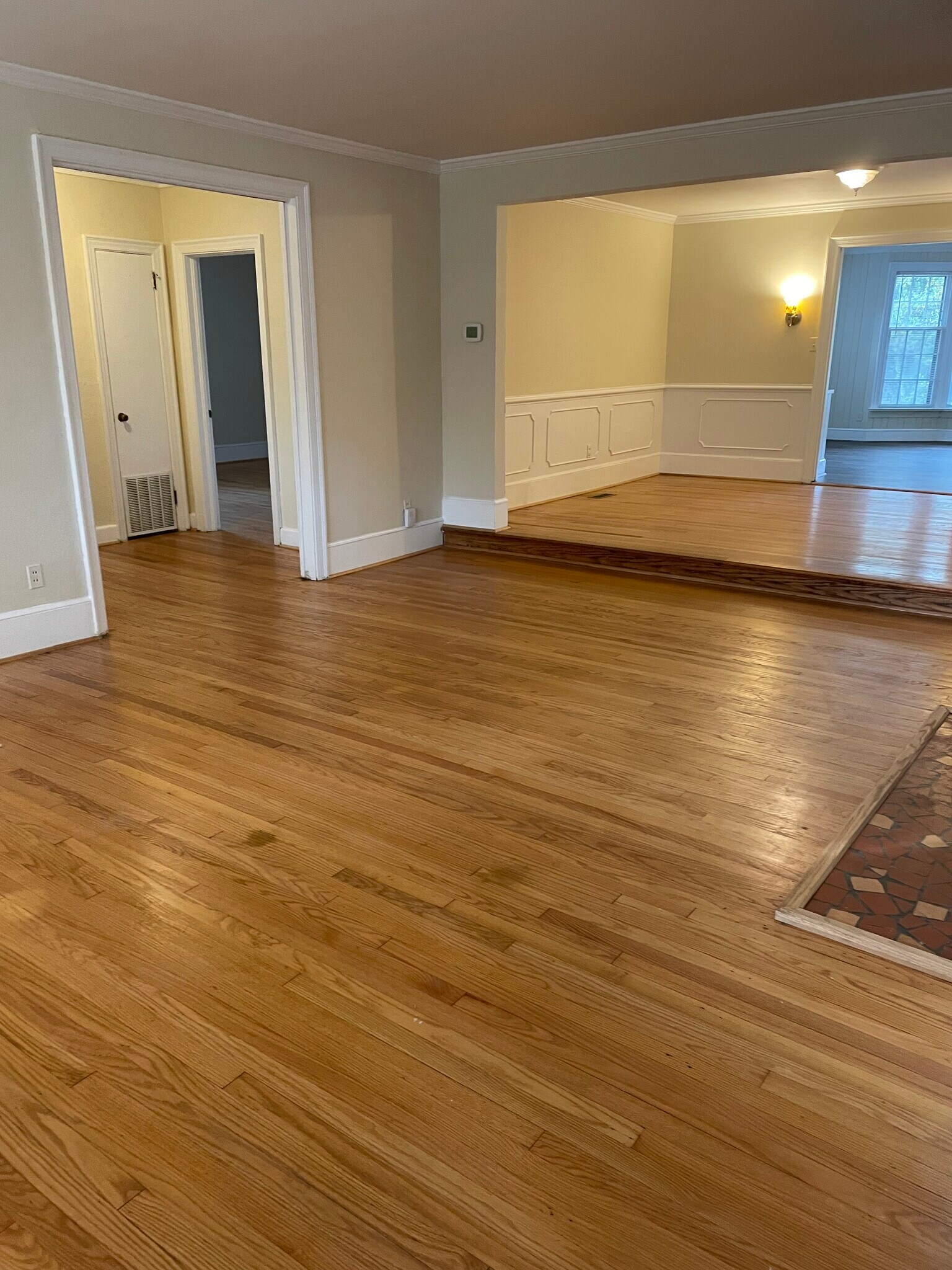 Building Photo - 204 Glen Echo Dr