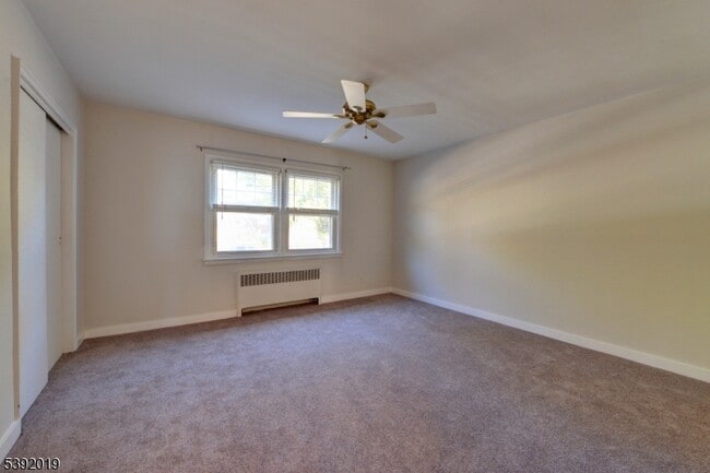 Building Photo - 255 Bogert Rd