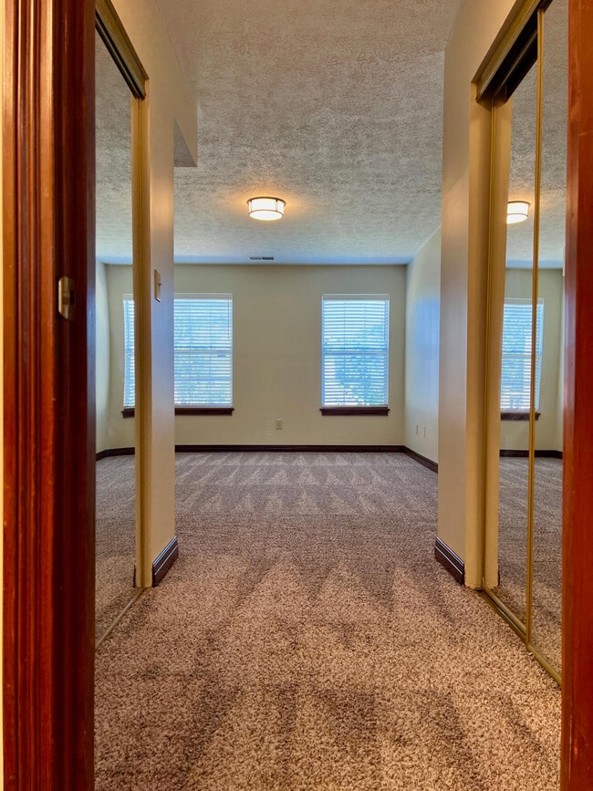 Building Photo - 3573 Forest Spring Ct