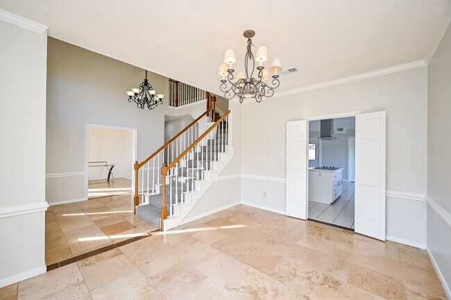 Building Photo - 12011 Autumn Creek Dr