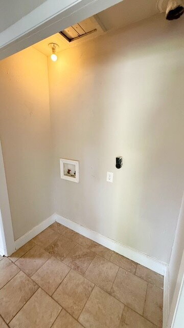 Building Photo - WEST - EAGLEDALE 3 BEDROOM RANCH AVAILABLE NOW!
