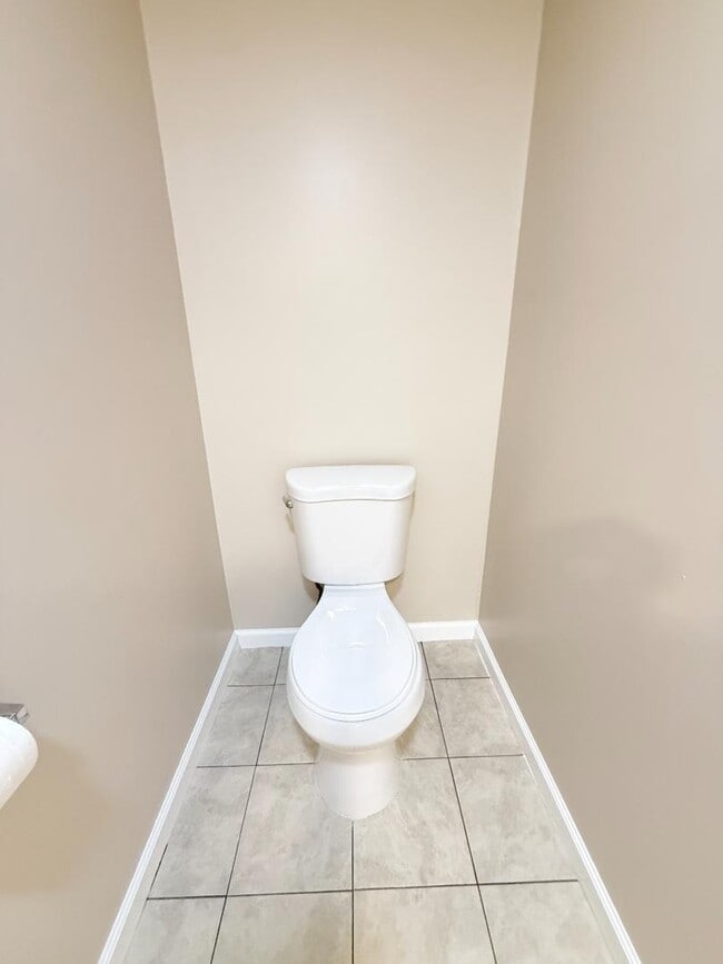 Building Photo - 1233 Vincennes St