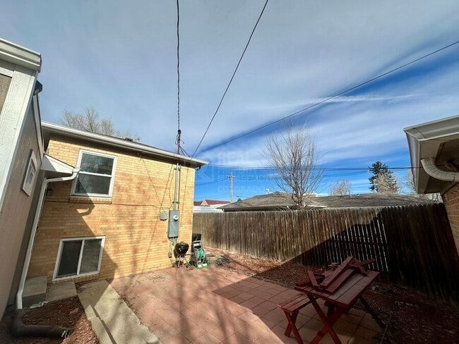 Building Photo - 1780 Quebec St