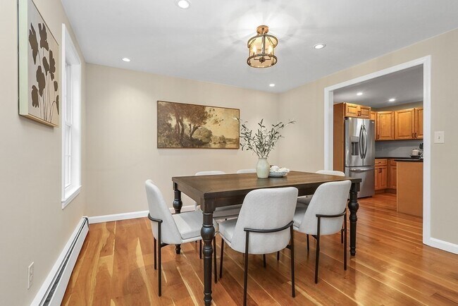 Building Photo - 94 Hudson Rd