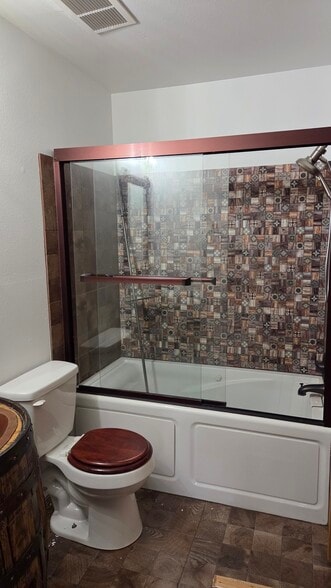 Building Photo - 3429 Queen Anne Way