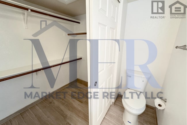 Building Photo - 2Bed/2Bath w/ Office-House at 40th St/Cactus-Garg!