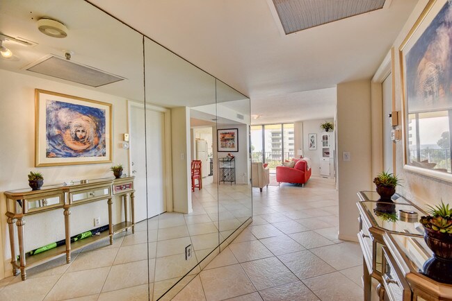 Building Photo - 4600 S Ocean Blvd
