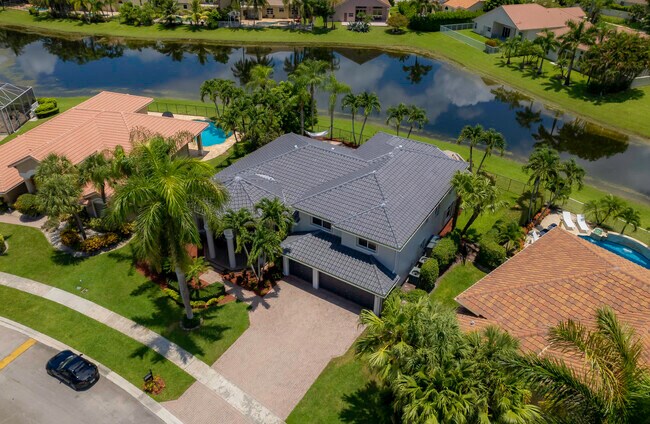 Building Photo - 10849 Bal Harbor Dr
