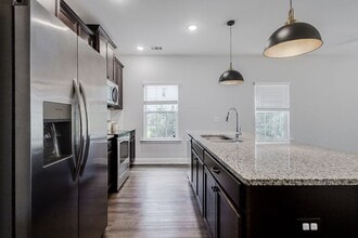 Building Photo - 15 Mossy Oak Cove