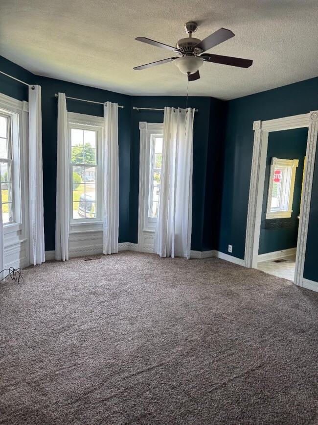 Building Photo - 1610 19th St