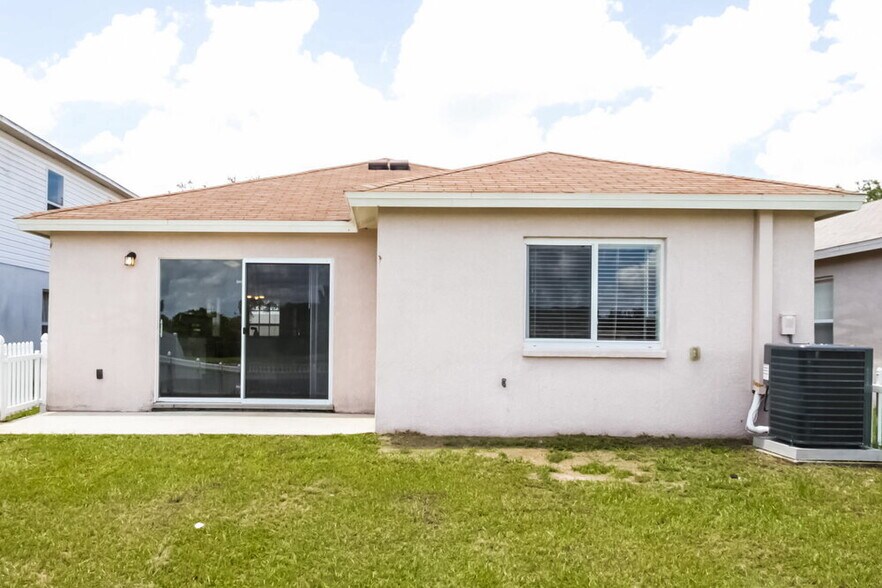 Building Photo - 13618 Silver Charm Ct