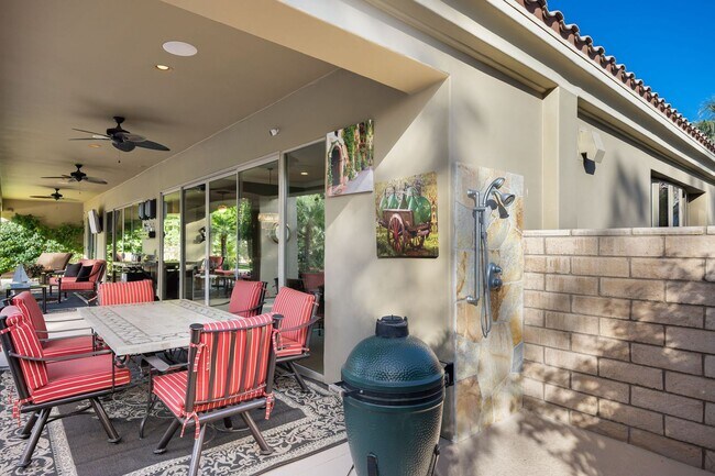 Building Photo - Villa Marbella Getaway w/ Pool & Spa