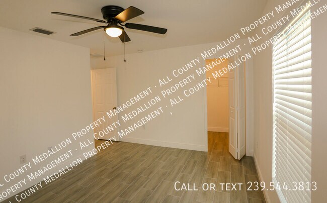 Building Photo - 915 Graystone Ave