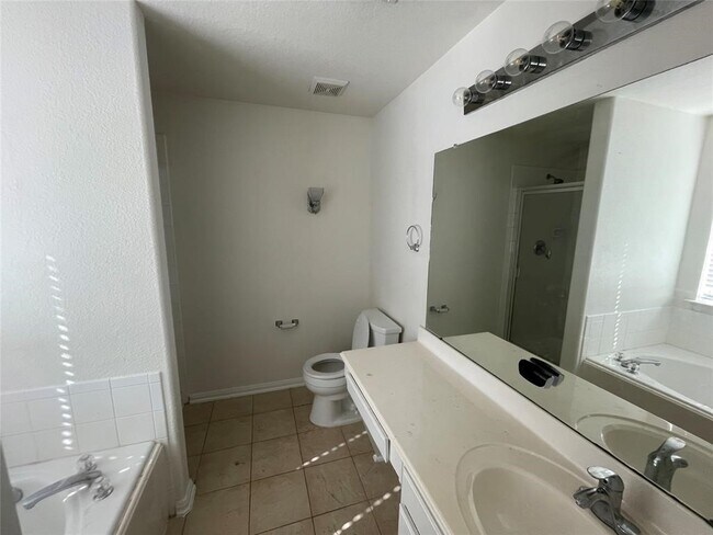 Building Photo - 3314 Falcon Trail Dr