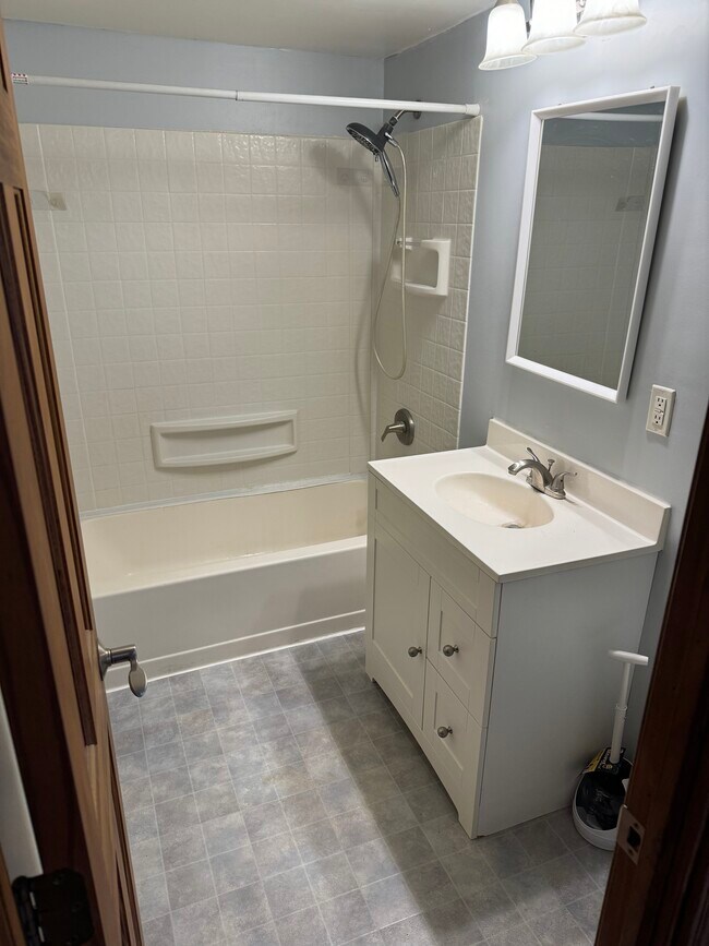 Updated Bathroom - 3900 W 11th St