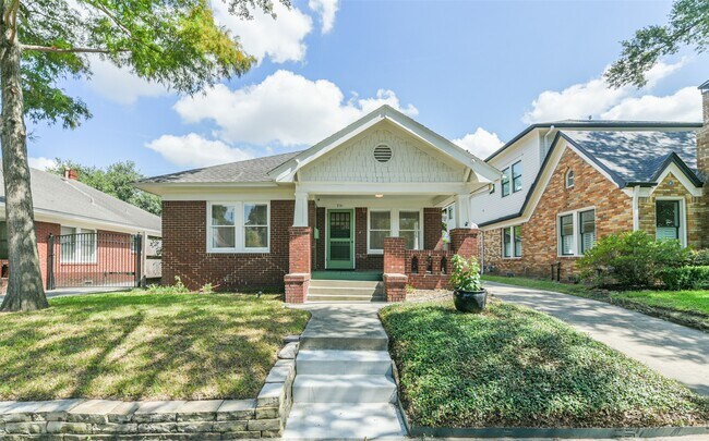 Primary Photo - 931 Teetshorn St