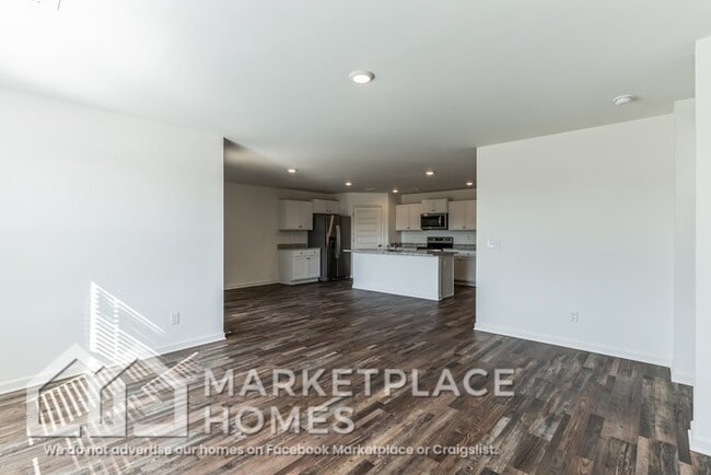 Building Photo - 7335 Wilburton Ln