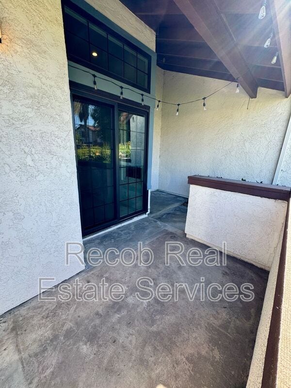 Building Photo - 3473 Mission Mesa Way