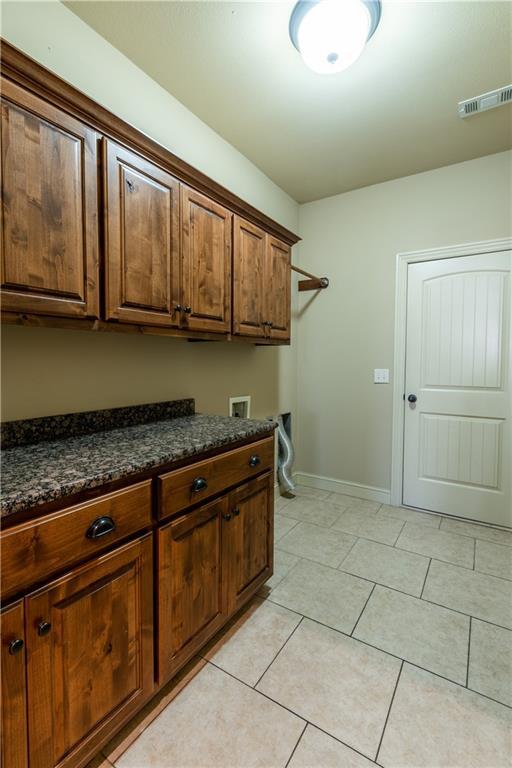 Building Photo - 5702 S 66th St