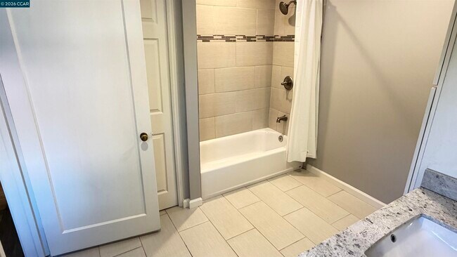 Building Photo - 3655 Granzotto Dr