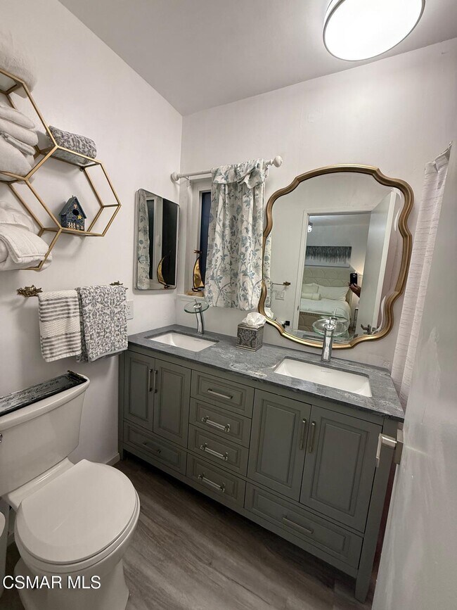 Building Photo - 1572 Dover Ave