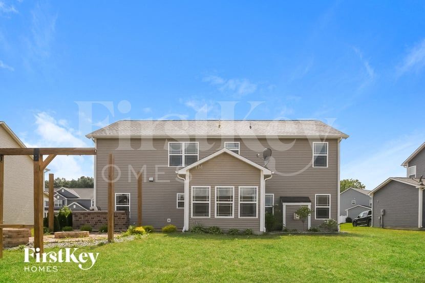 Building Photo - 1771 Foudray Cir N