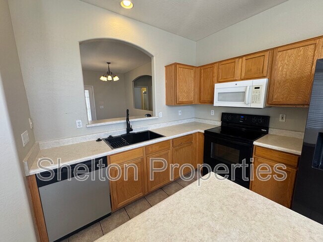 Building Photo - 12913 W Corrine Dr