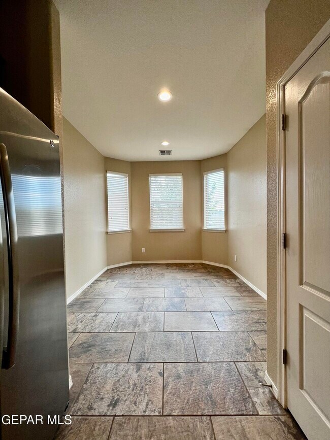 Building Photo - 14756 Boer Trail