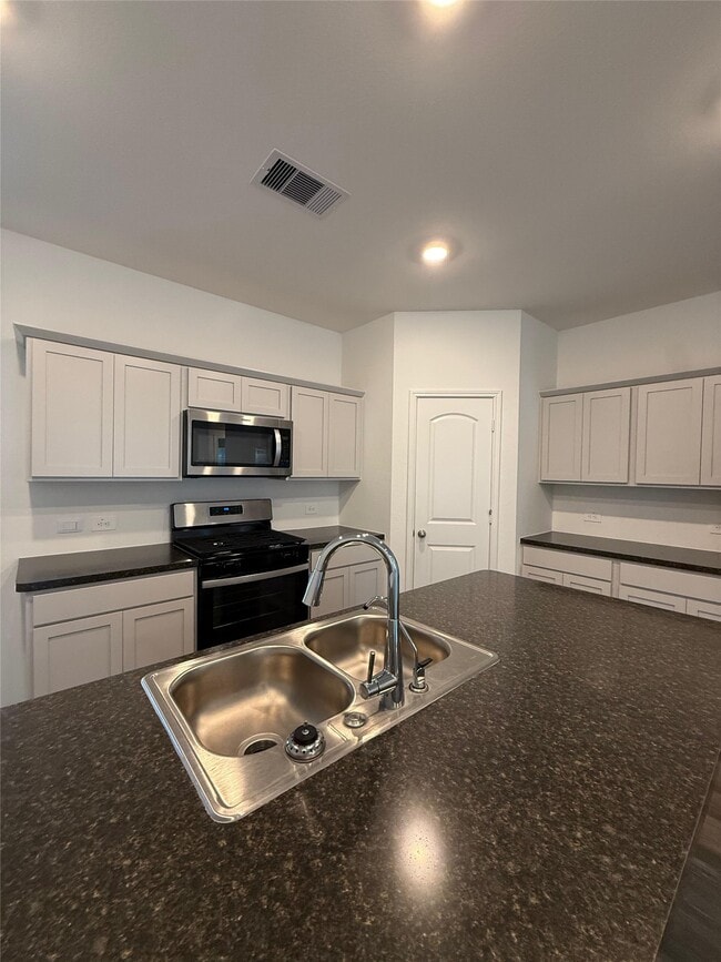 Building Photo - 6007 Diamond Vis Ct