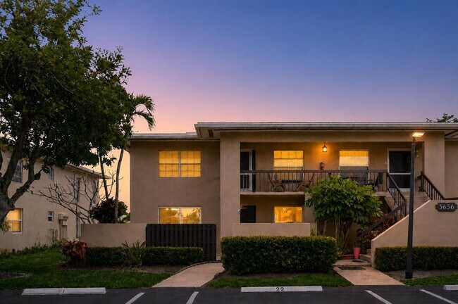 Building Photo - 5656 Via Delray Blvd