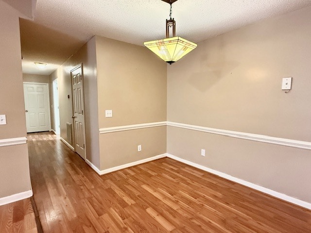 Building Photo - 533 3rd Loop Rd