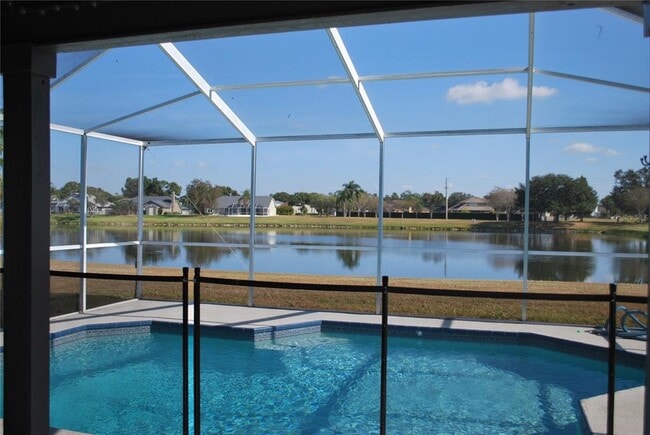 Building Photo - 1626 Compton St