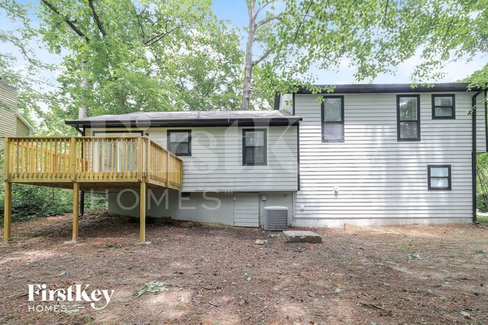 Building Photo - 3075 Sumit Wood Dr NW