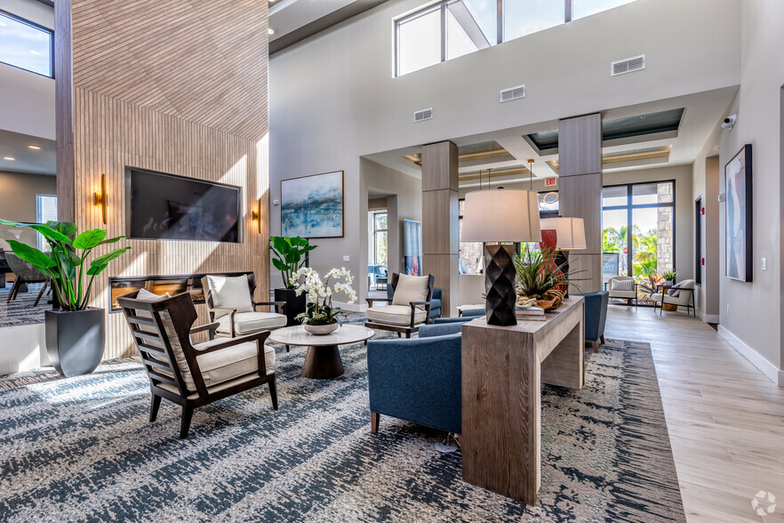 Clubhouse - The Pointe at Lakewood Ranch