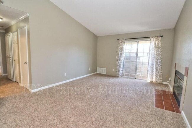 Building Photo - 11150 Trinity River Dr