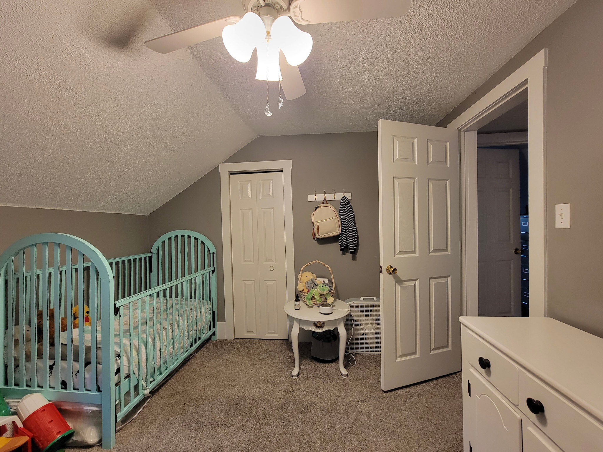 Building Photo - 557 Pitney Rd