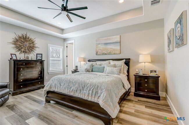 Building Photo - 281 Cibolo Way