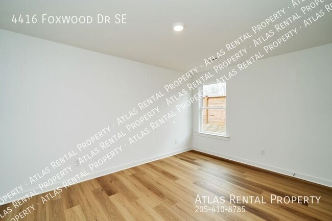 Building Photo - 4416 Foxwood Dr SE