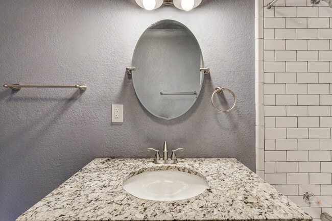 Building Photo - Remodeled Retreat w/ Covered Patio, Front ...