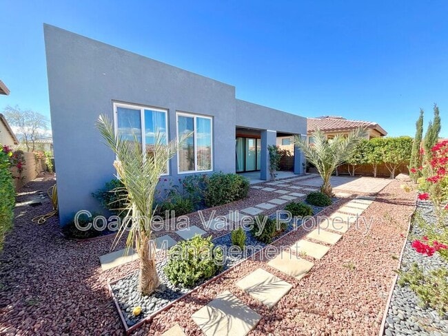 Building Photo - 74374 Xavier Ct