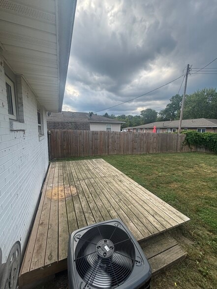 Building Photo - 480 Diven Ln
