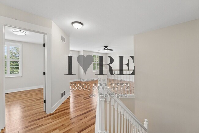 Building Photo - 8765 Hyland-Croy Rd