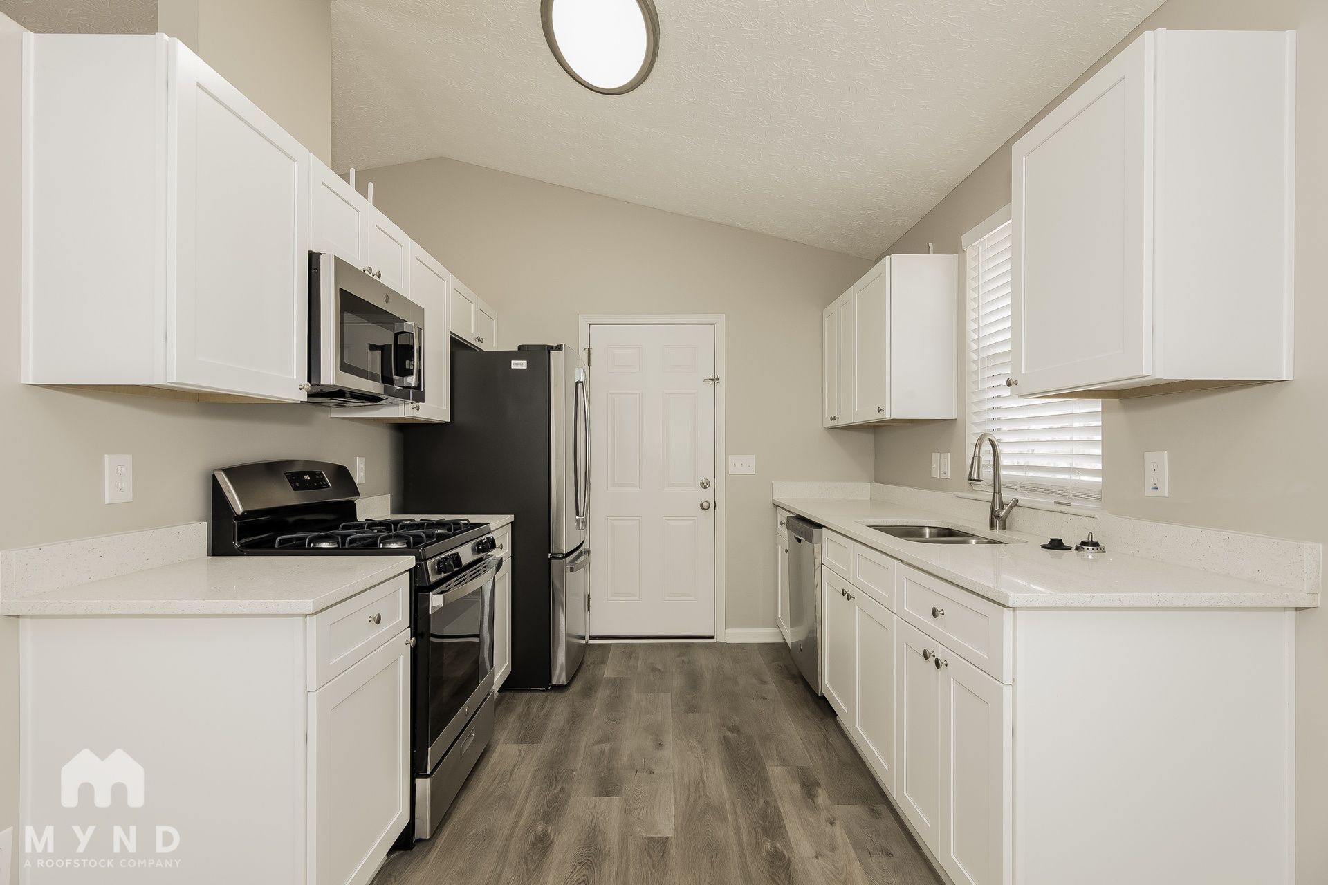 Building Photo - 10314 Wisteria Ln