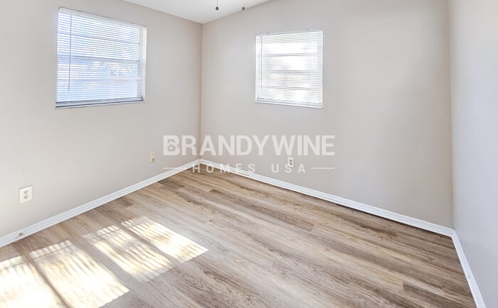 Building Photo - 4401 N 72nd St