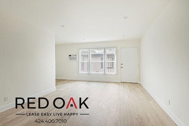 Primary Photo - ~LOW DEPOSIT~ Sun-Drenched One Bedroom wit...