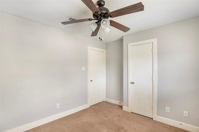 Building Photo - 18631 Atasca Oaks Dr