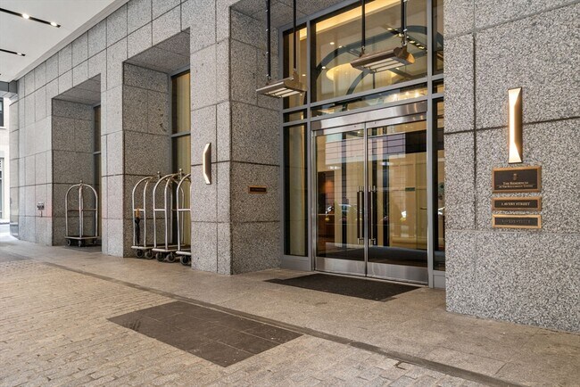 Building Photo - 1 Avery St