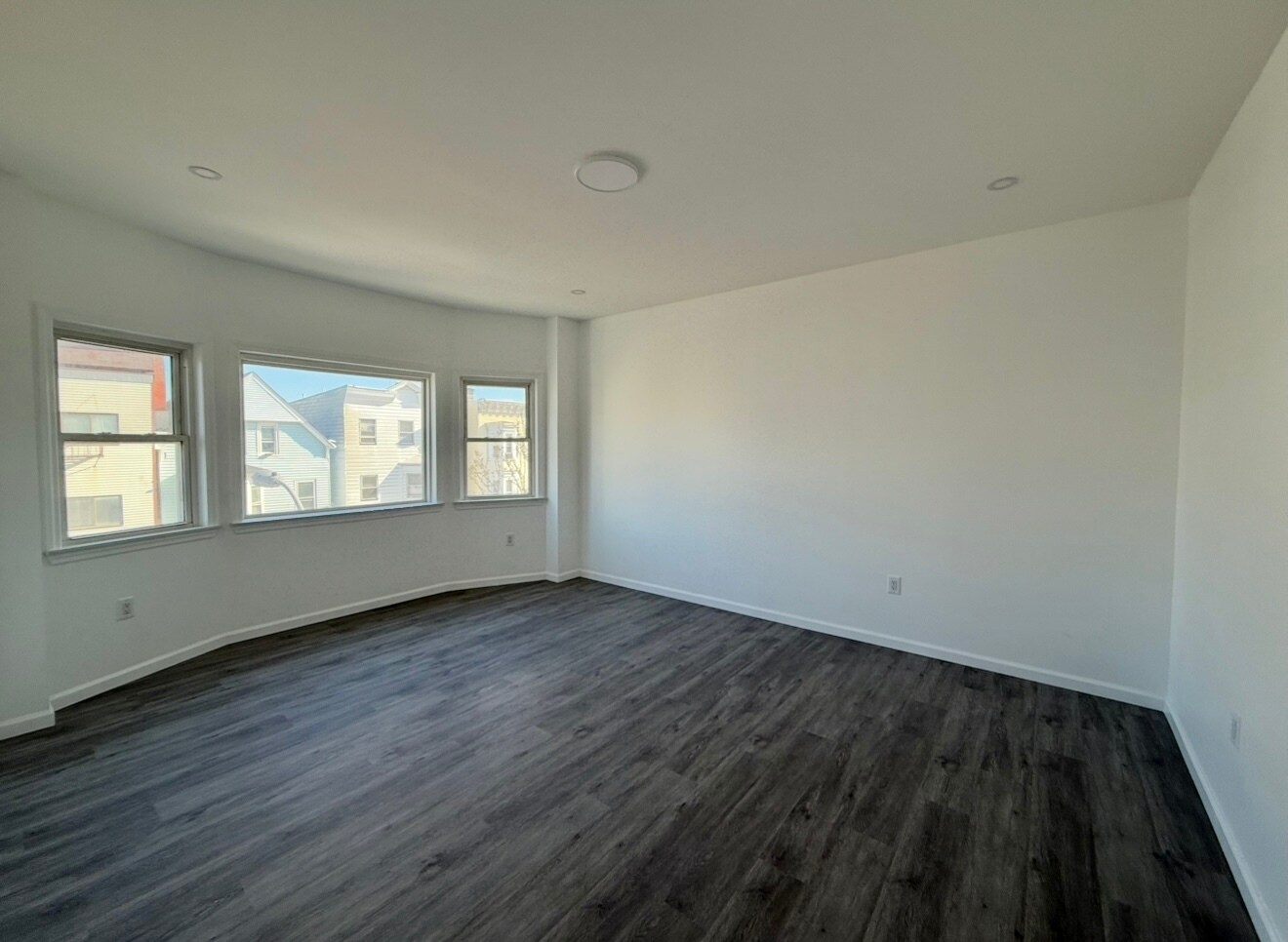 Building Photo - 17 Kearny Ave