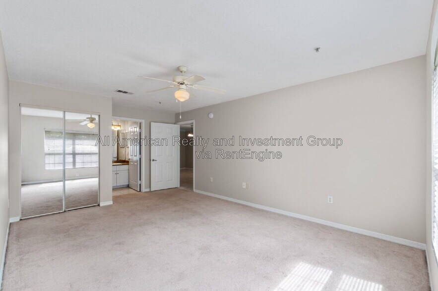 Building Photo - 4274 Calinda Ln